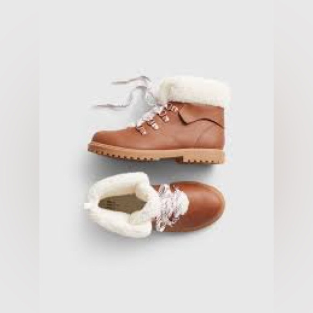 GAP Kids Tan Brown Faux-Fur Lined Lace-Up Boots